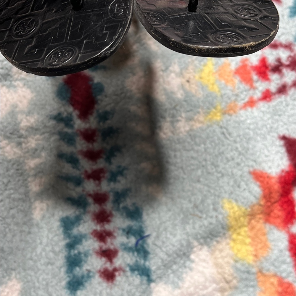 Tory Burch Thora logo black flip flops - Picture 5 of 8